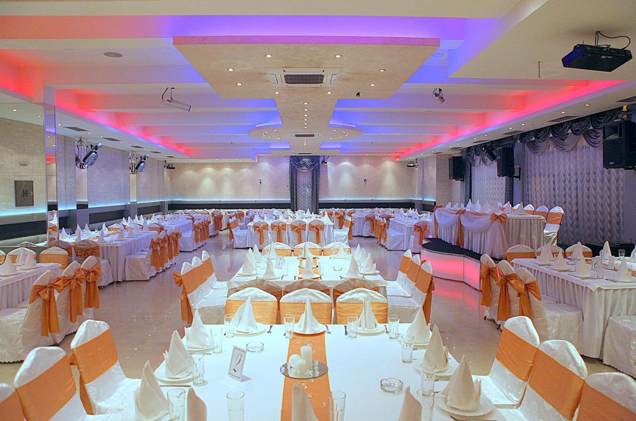 Hotel Estrada Lux Belgrad Zewnętrze zdjęcie