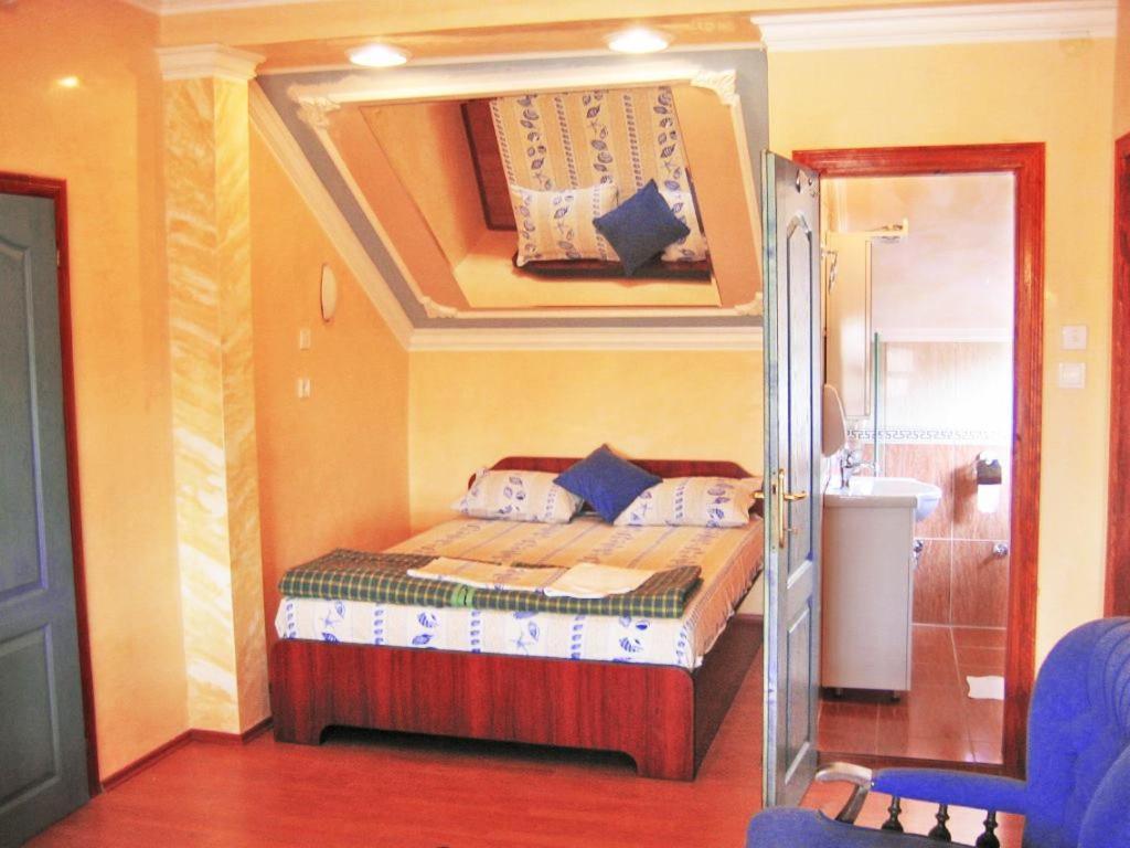 Hotel Estrada Lux Belgrad Zewnętrze zdjęcie